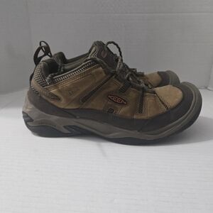 Keen Brown Hiking Shoes